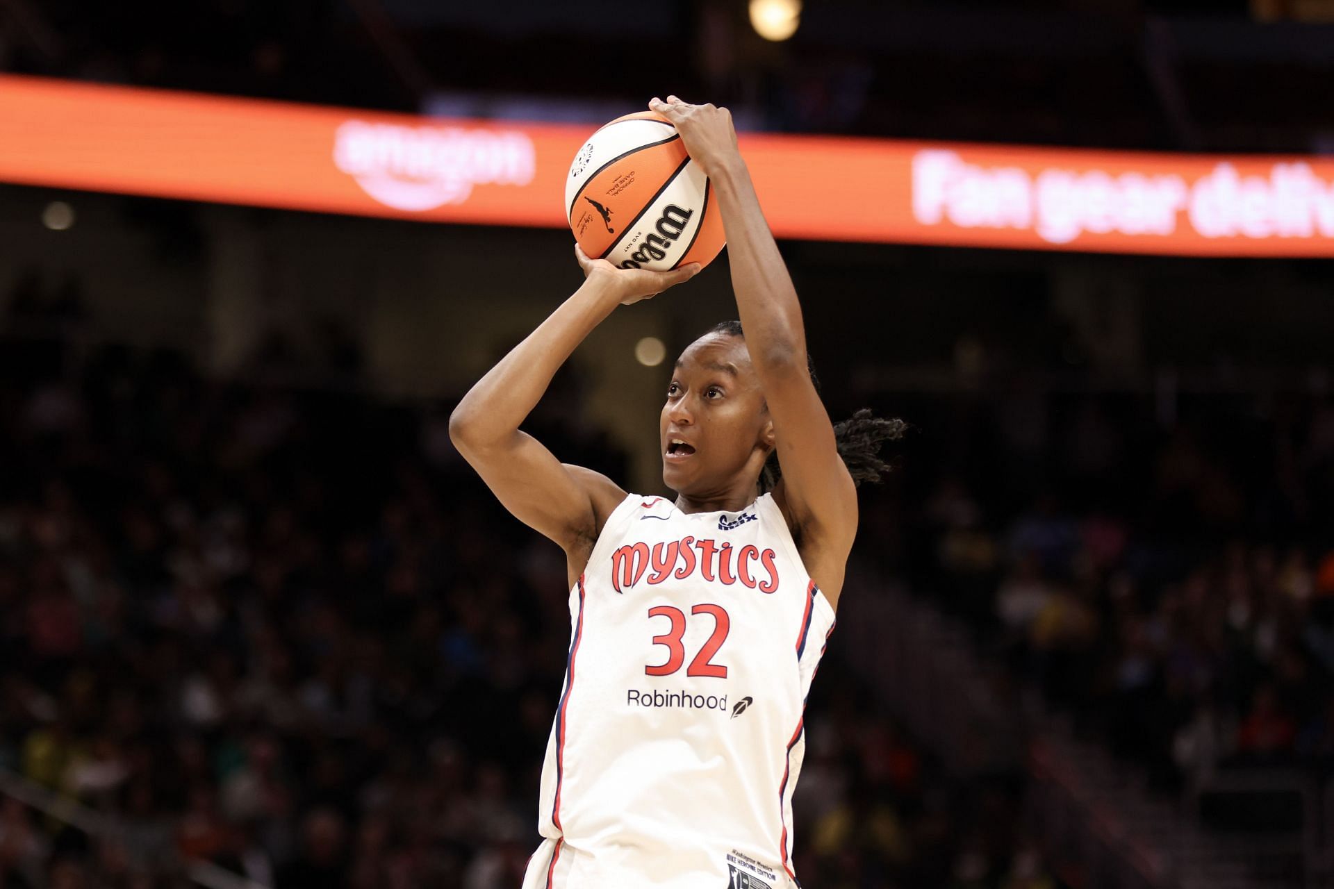 Shatori Walker-Kimbrough for WNBA Sixth Player of the Year award [Credit: Getty]