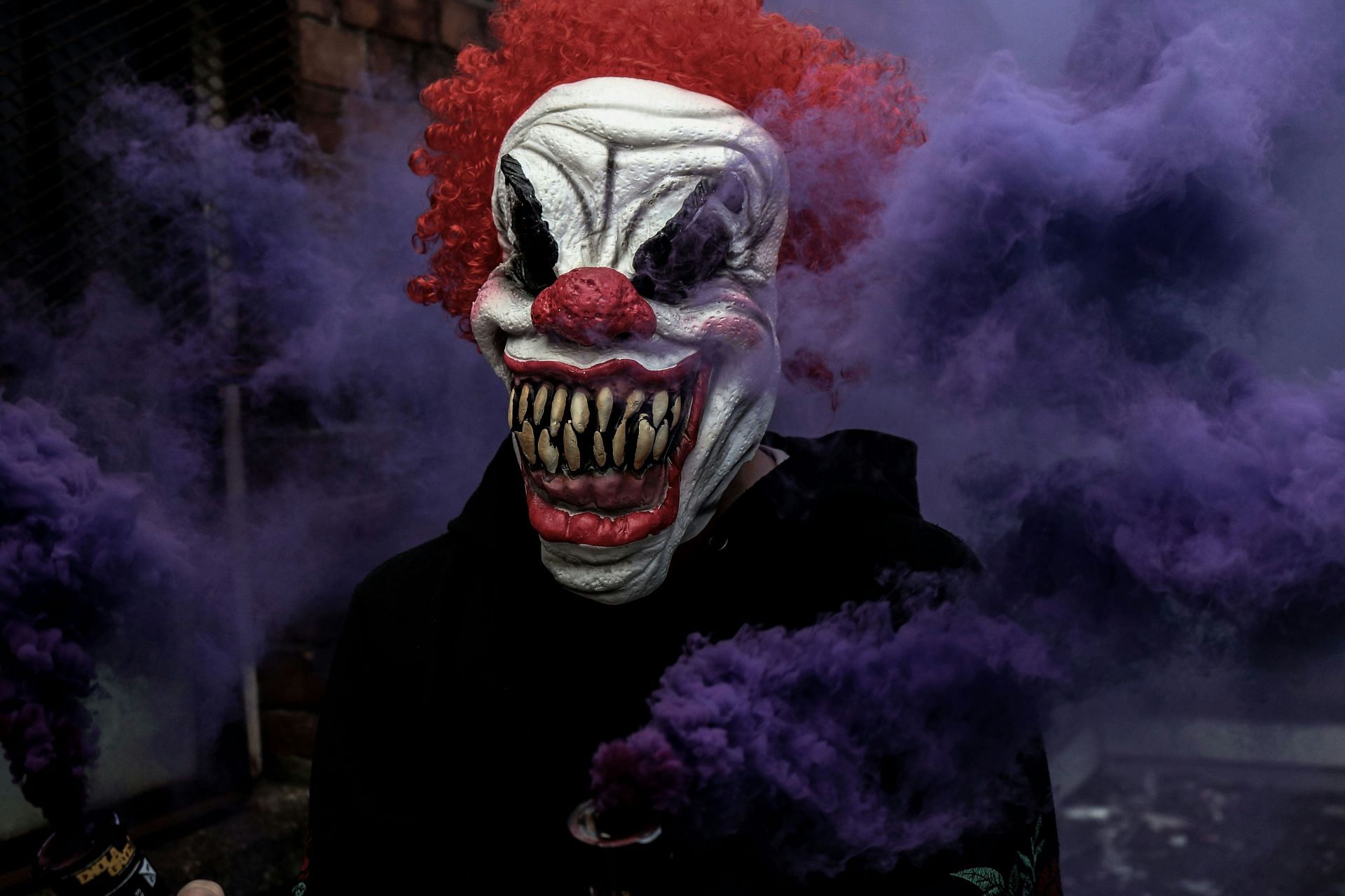 A clown assassinated Marlene Warren (Image by Tom Roberts/Unsplash)