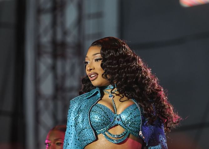 "They wanted a Beyonce, Britney, Pink and Christina ad again and failed" — Internet reacts to Megan Thee Stallion in new Pepsi ad