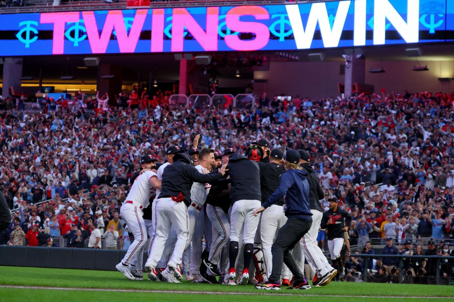 Who Are The Minnesota Twins Announcers who-are-the-minnesota-twins-announcers