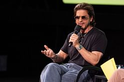 [Watch] "Na na kar ke bhi 10 baar IPL khel jaate hai" - Shah Rukh Khan hilariously compares himself to MS Dhoni