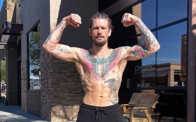 When Sean O'Malley tapped out to a fighter with Down Syndrome in friendly BJJ match: "That’s where pure happiness is"