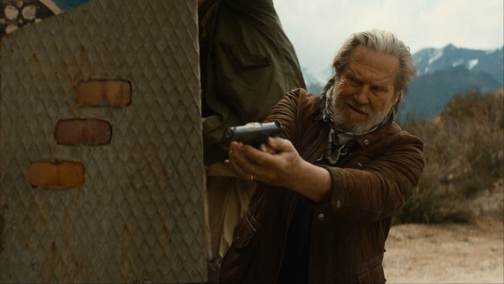 Jeff Bridges as Dan Chase, as seen in The Old Man season 2 (Image via FX)