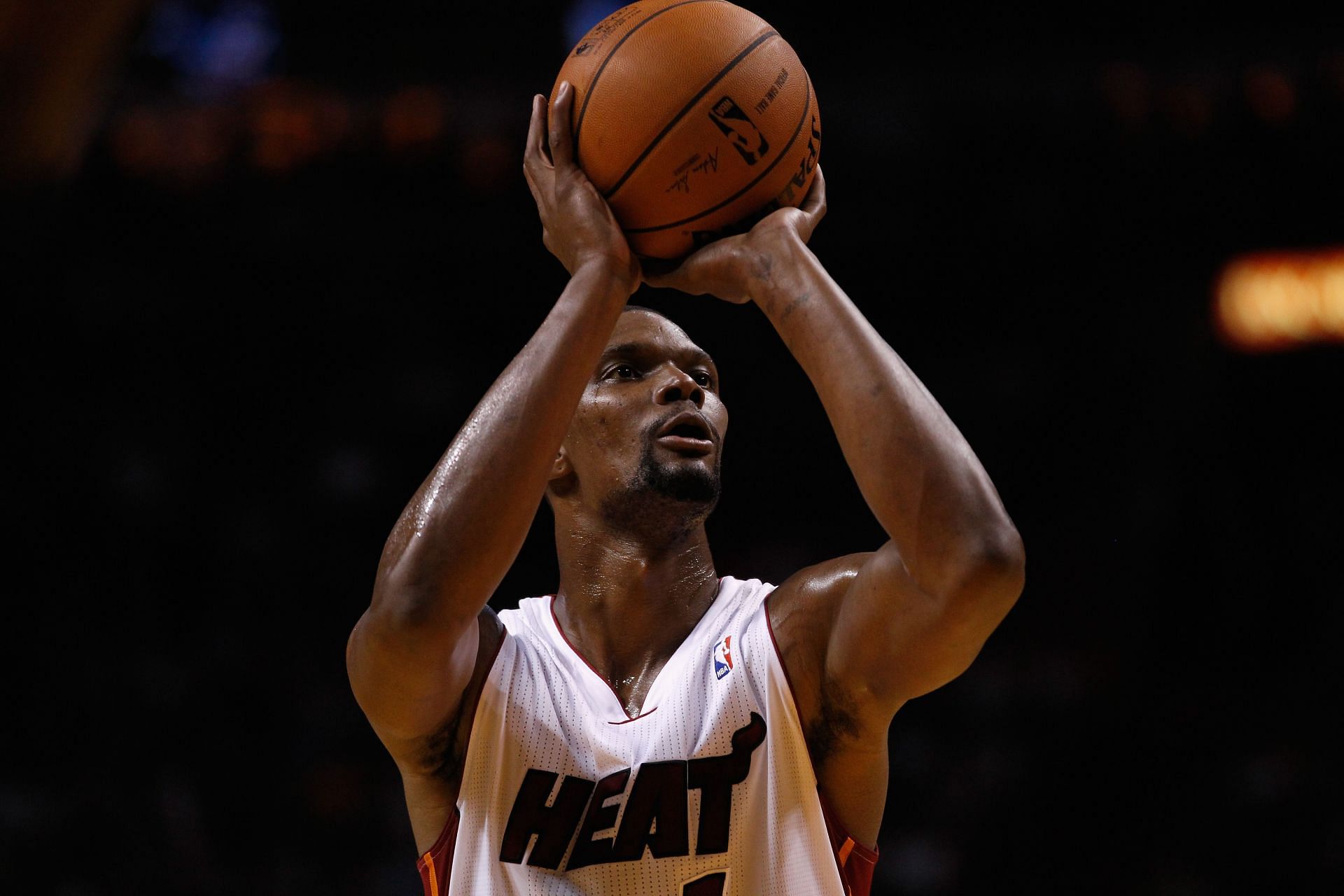 Chris Bosh in action (Image via Getty)