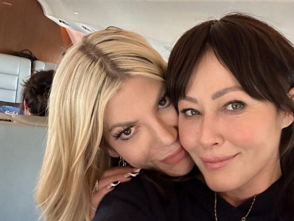 Tori Spelling and Shannen Doherty (Image via Instagram/@torispelling)