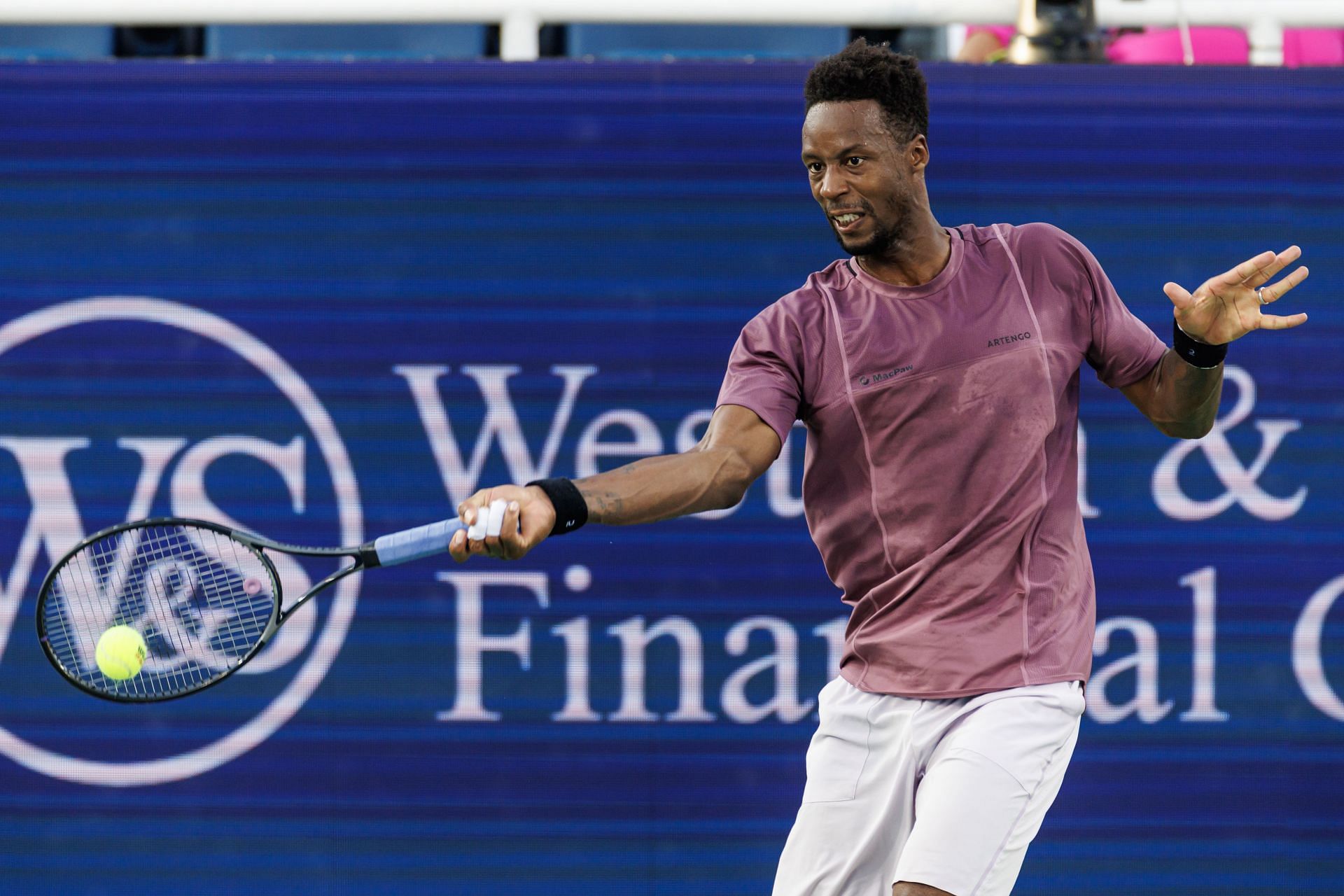 Gael Monfils in action at the Western & Southern Open (Picture: Getty)