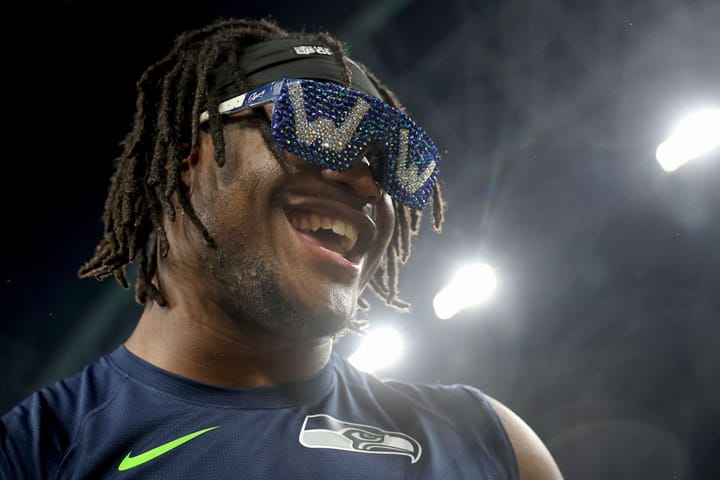 Kenneth Walker III’s Contract Breakdown, Salary Cap Details, Bonuses