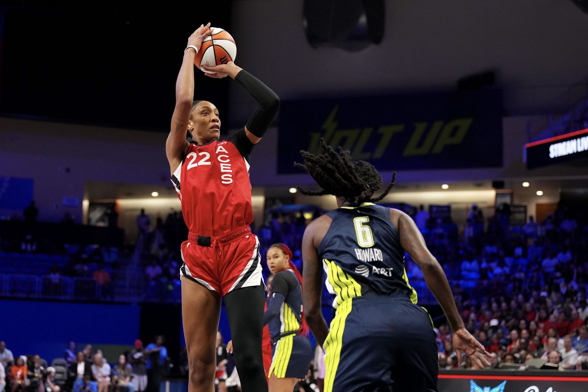 Las Vegas Aces v Dallas Wings - Source: Getty