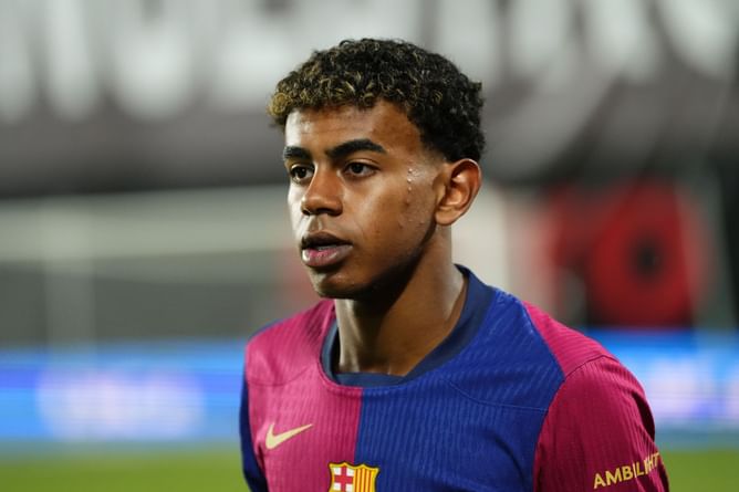 "He is already in the elite" - Real Madrid star heaps praise on Barcelona youngster Lamine Yamal