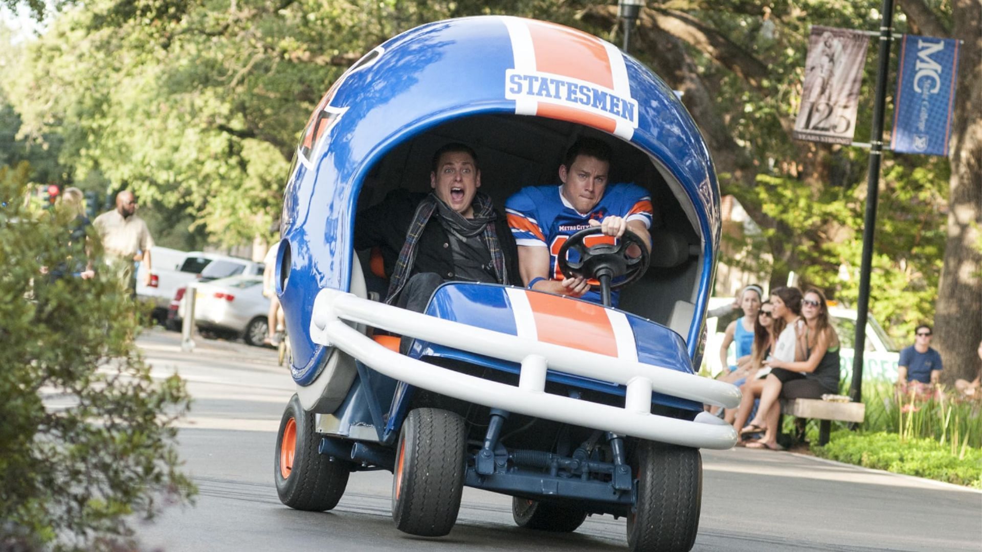 Channing Tatum and Jonah Hill in 22 Jump Street (2014) (image via Columbia Pictures)