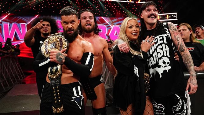 30-year-old WWE star sends a two-word message to The Judgment Day