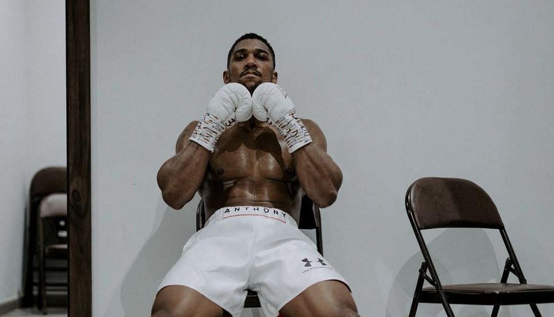 What is Anthony Joshua&rsquo;s record?