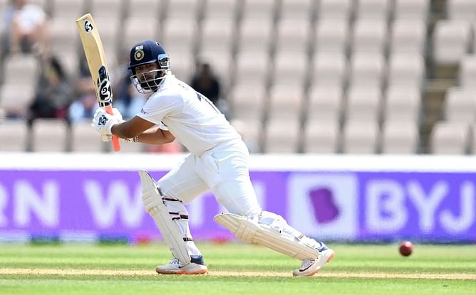 "Usko bhi toh feko, mereko kyu mar rhe ho" - Rishabh Pant’s chat with Litton Das goes viral during 1st IND vs BAN 2024 Test