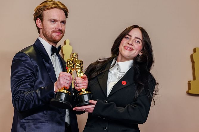 "Another meaningful endorsement"— Internet reacts as Billie Eilish and her brother Finneas endorse Kamala Harris