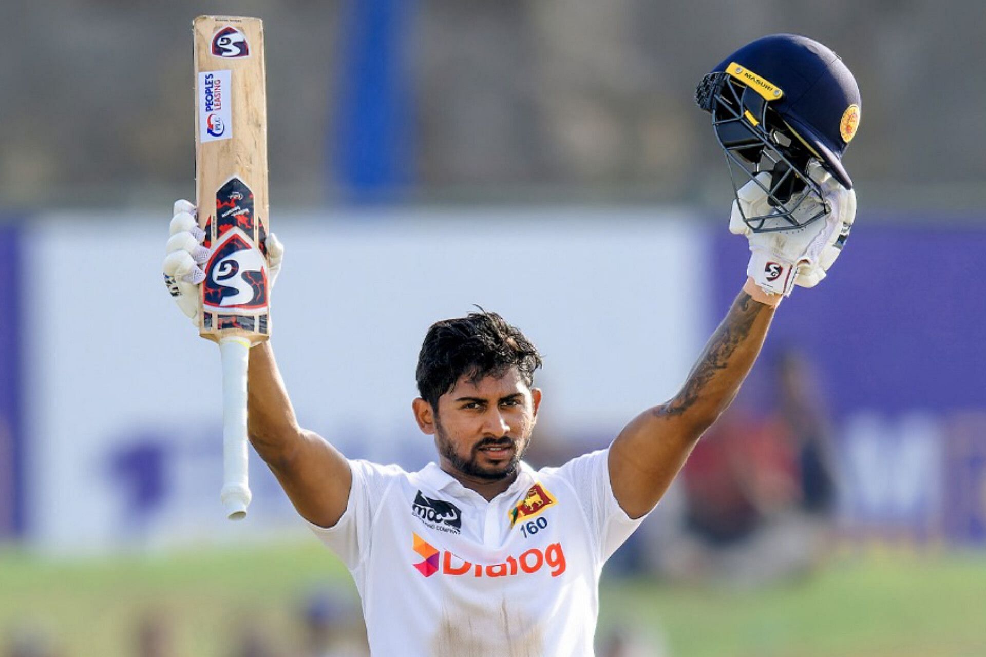 Kamindu Mendis reaches his fourth hundred with a boundary (Image via Instagram/@officialslc)