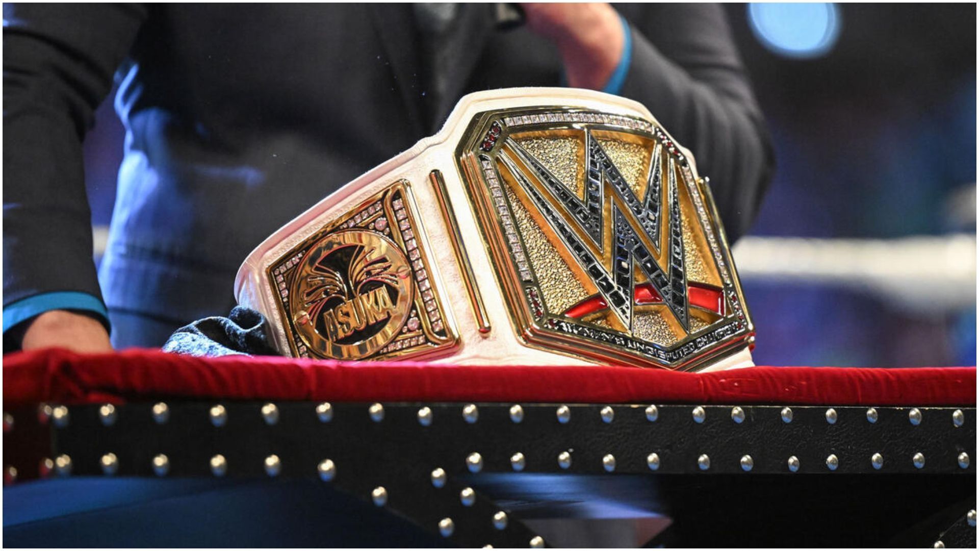 "It's not a balancing act" - Female WWE Champion opens up about her on-screen character