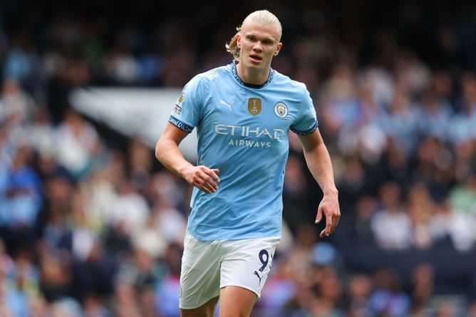 "The guy’s a machine" - Arsenal legend says he would've loved to have played alongside Erling Haaland
