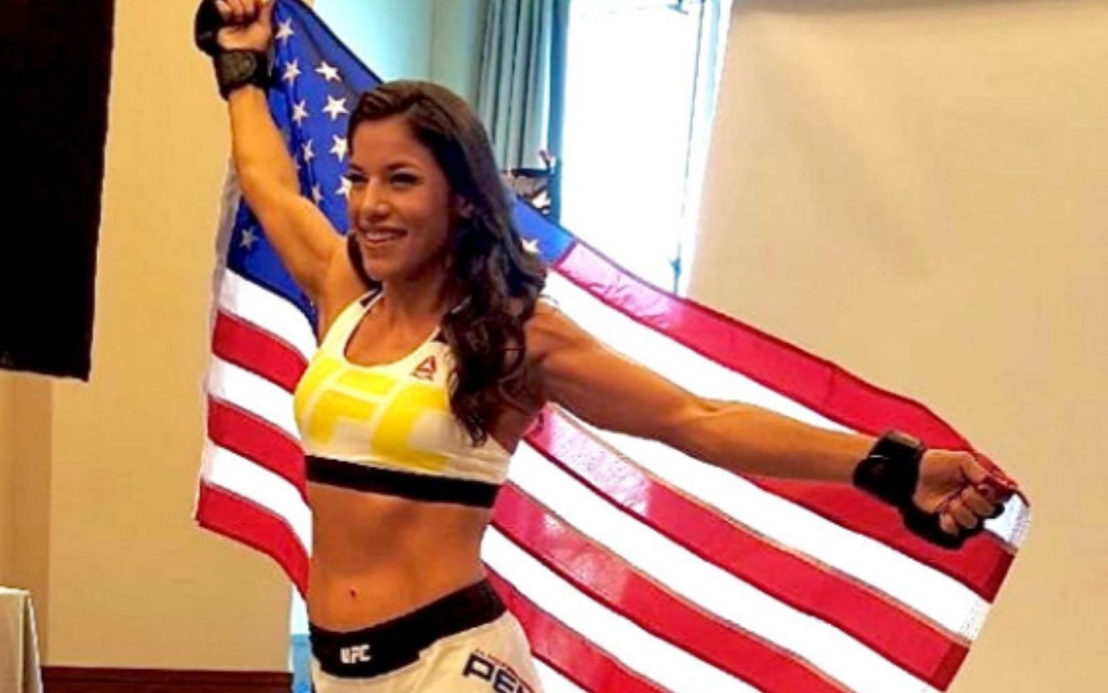 Who has Julianna Pena lost to?