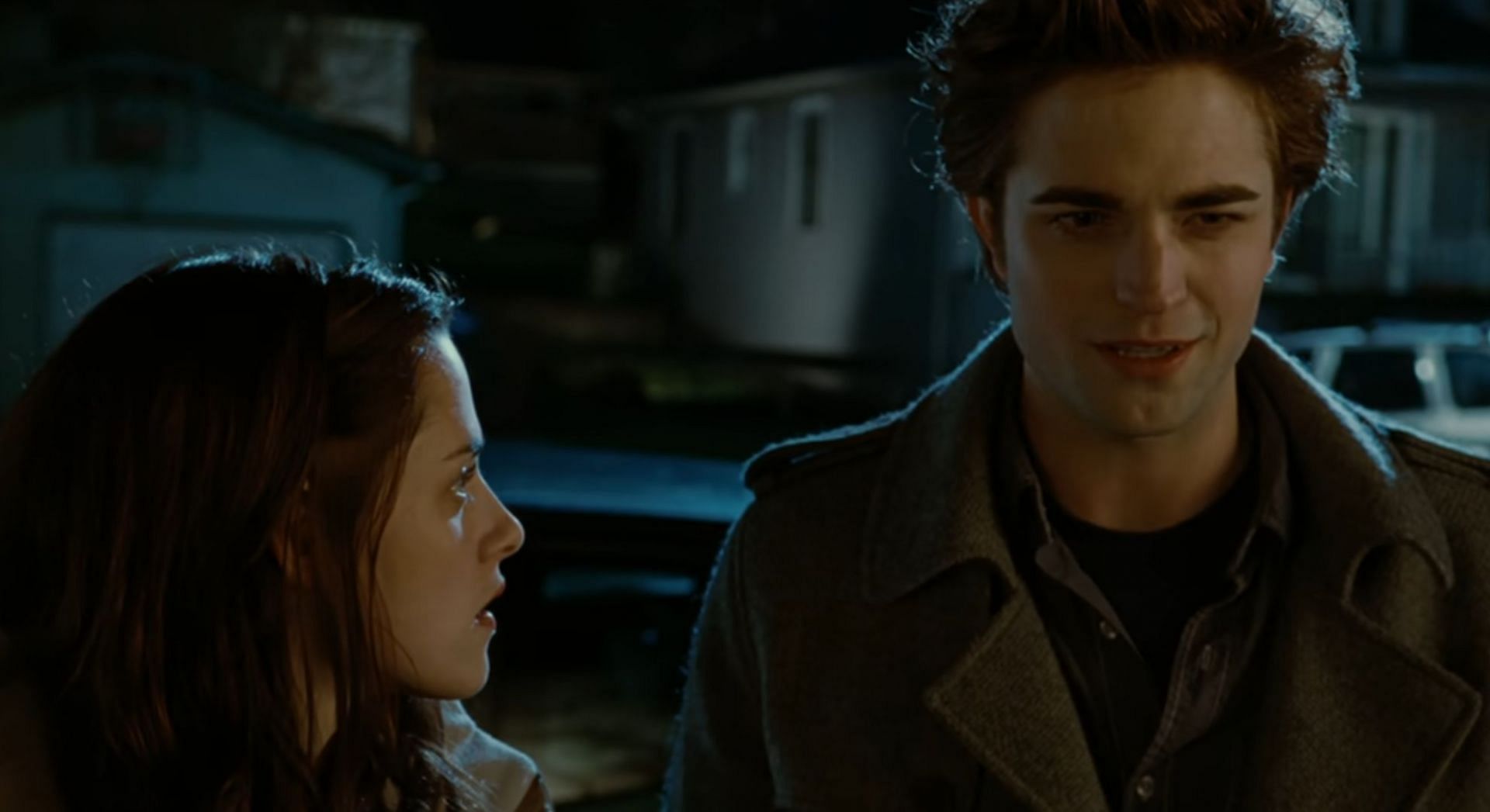 Robert Pattinson as Edward Cullen (Image via Netflix)