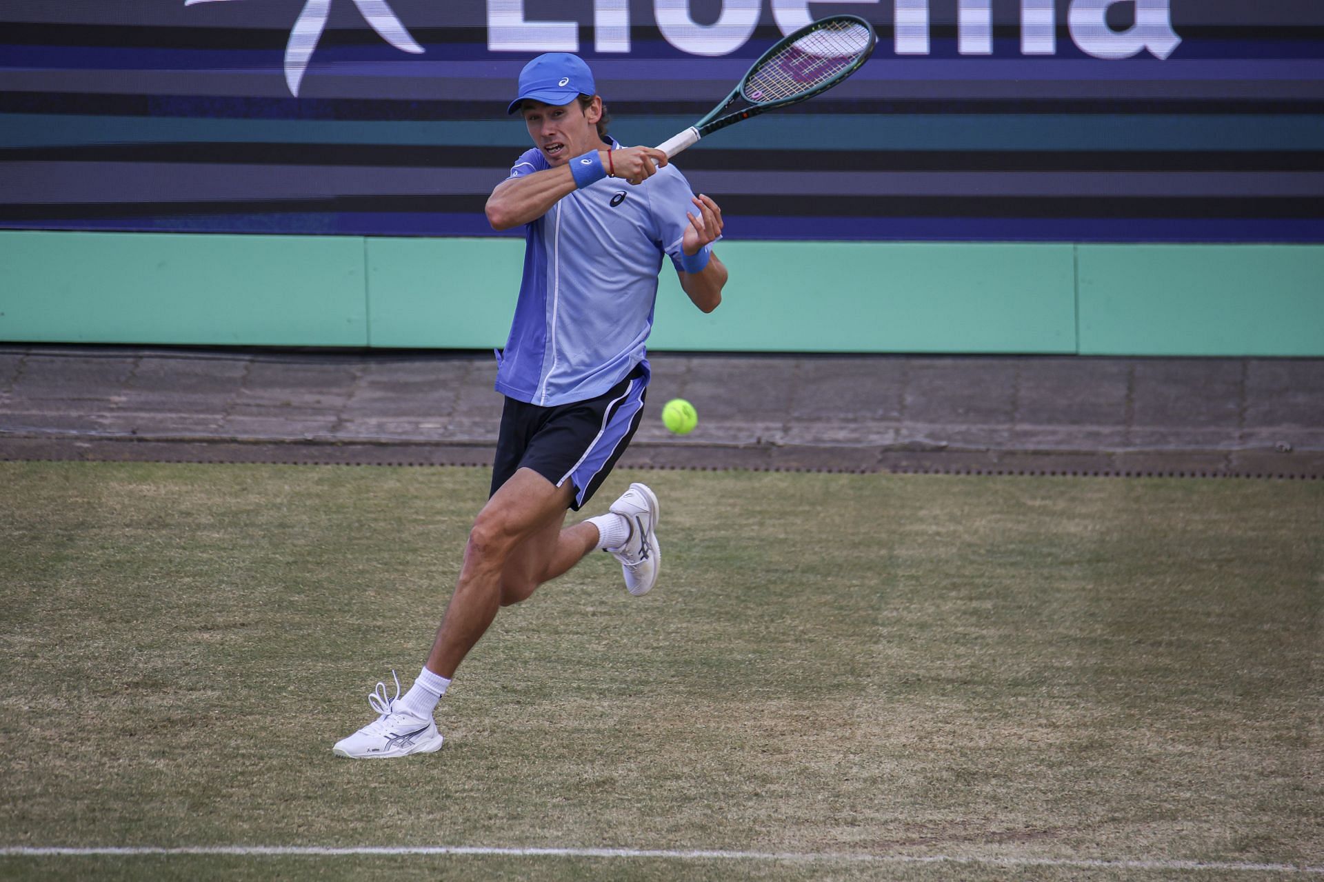 Alex de Minaur in action (Getty)