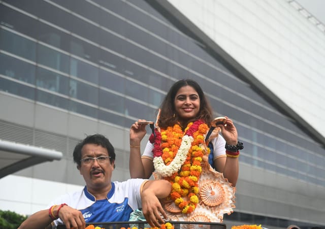 Manu Bhaker shuts down critics over her display of Paris Olympics 2024 ...