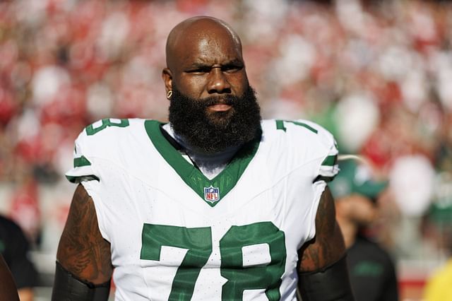 Jets fans panic as Morgan Moses suffers knee injury against Patriots - "The  game is over"