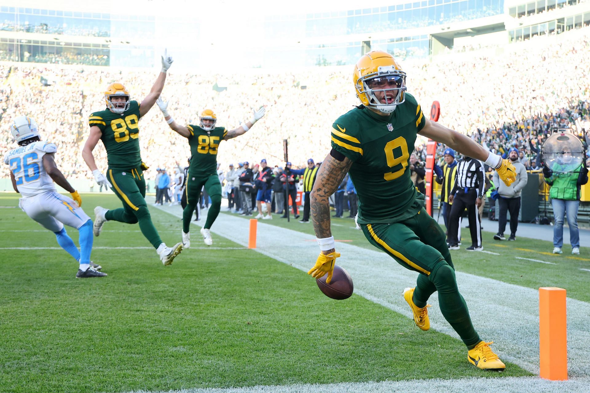 Los Angeles Chargers v Green Bay Packers