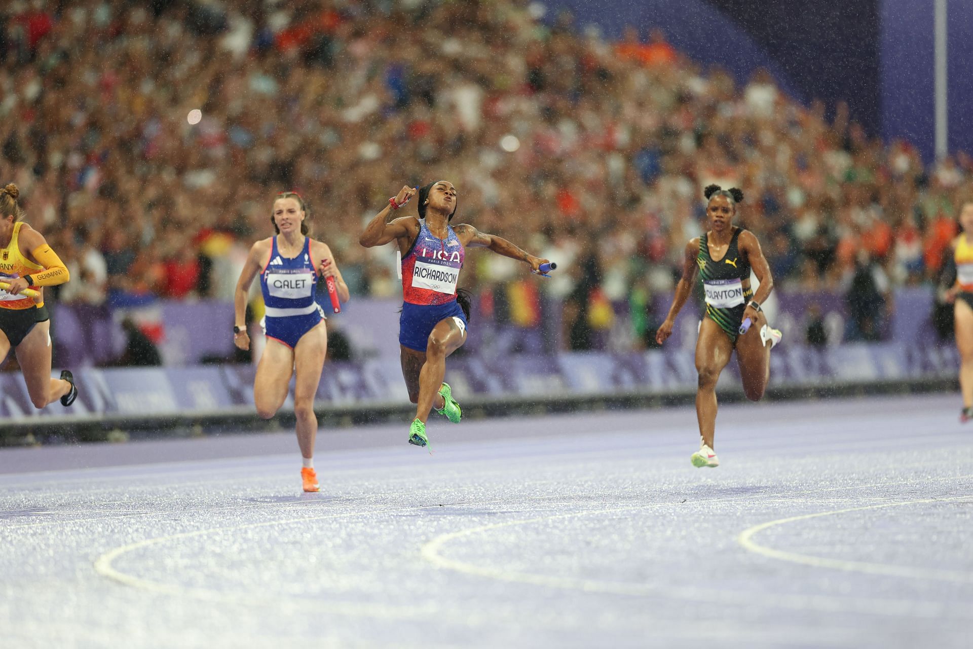 2024 Summer Olympics - Day 14 - Sha&#039;Carri Richardson anchors USA 4x100m relay team to gold medal in the finals (Image via Getty)