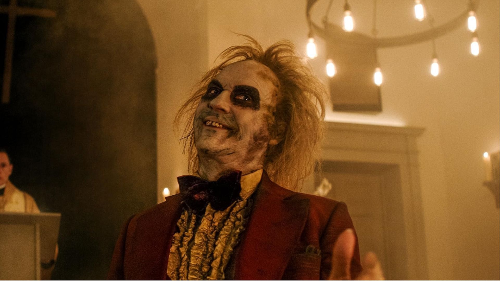 MIchael Keaton in Beetlejuice Beetlejuice (2024) (image via Warner Bros. Picture)