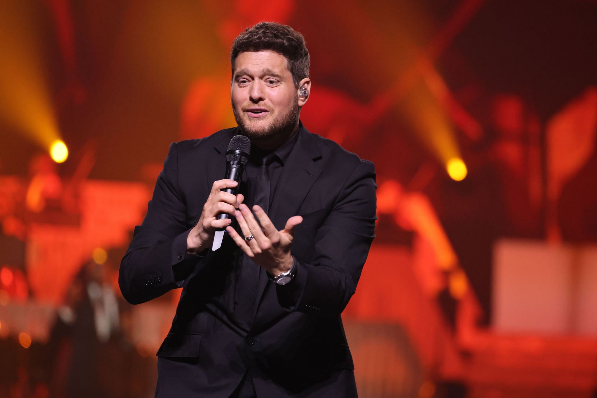 Michael Bubl&eacute; performs at Michael Bubl&eacute; &quot;Higher Tour&quot; - Auckland - Source: Getty