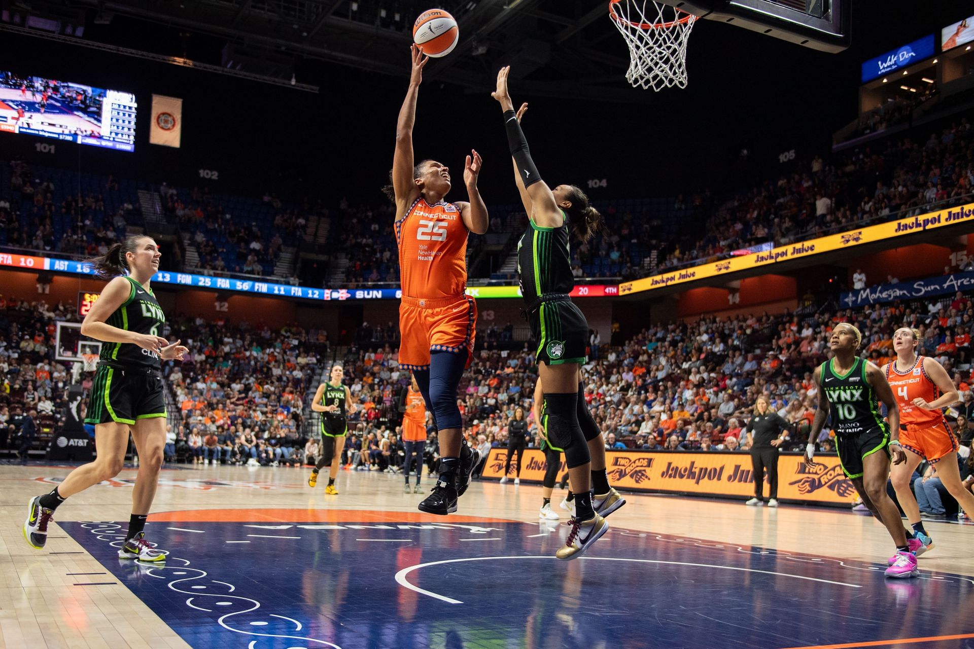 WNBA: SEP 17 Minnesota Lynx at Connecticut Sun - Source: Getty