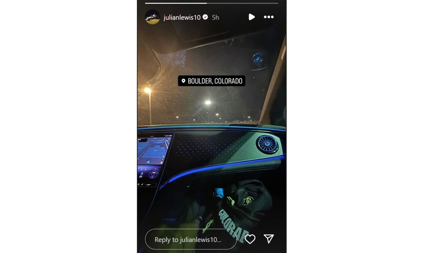 PIC 5star QB Julian Lewis arrives in Colorado to visit Deion Sanders