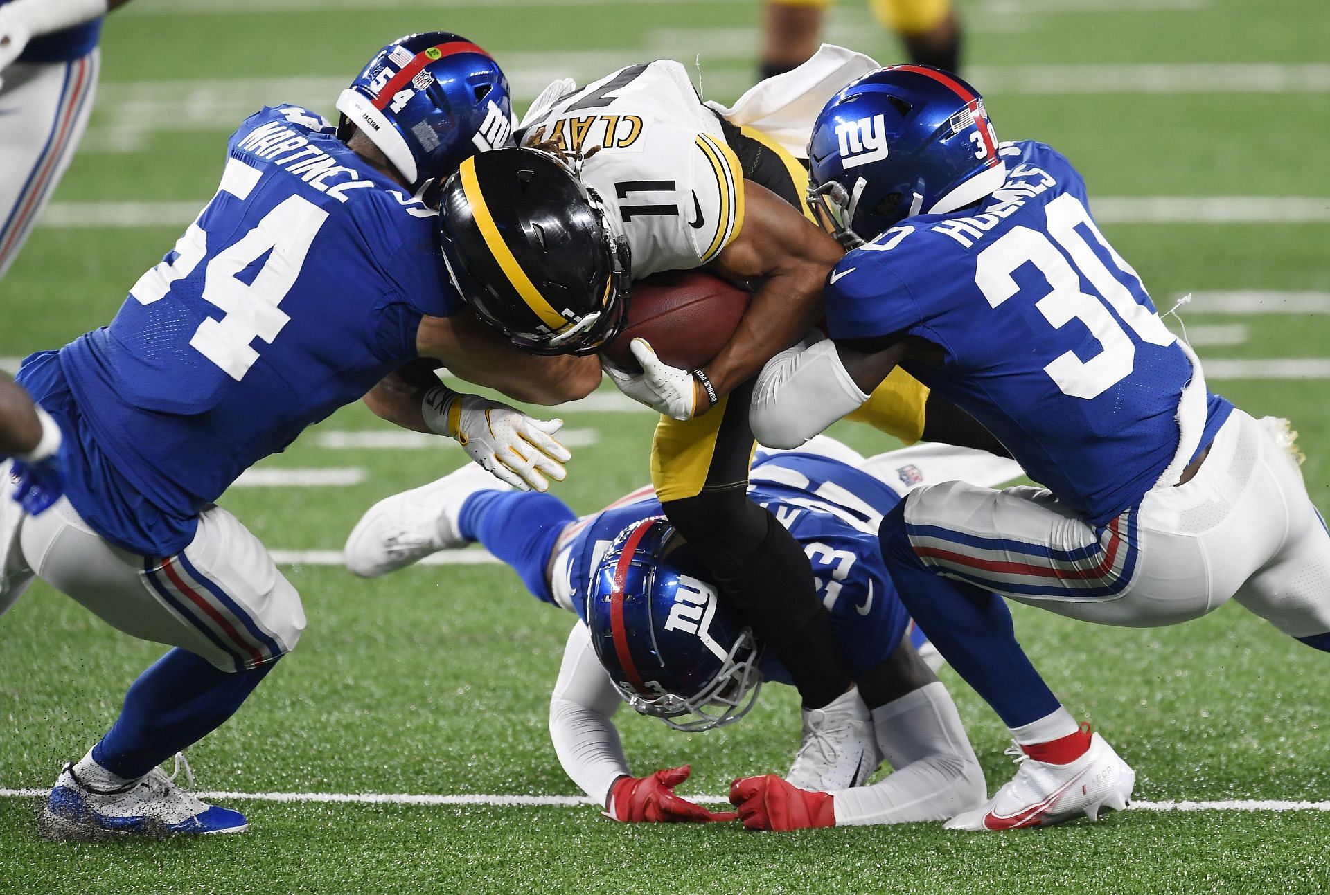 Pittsburgh Steelers v New York Giants