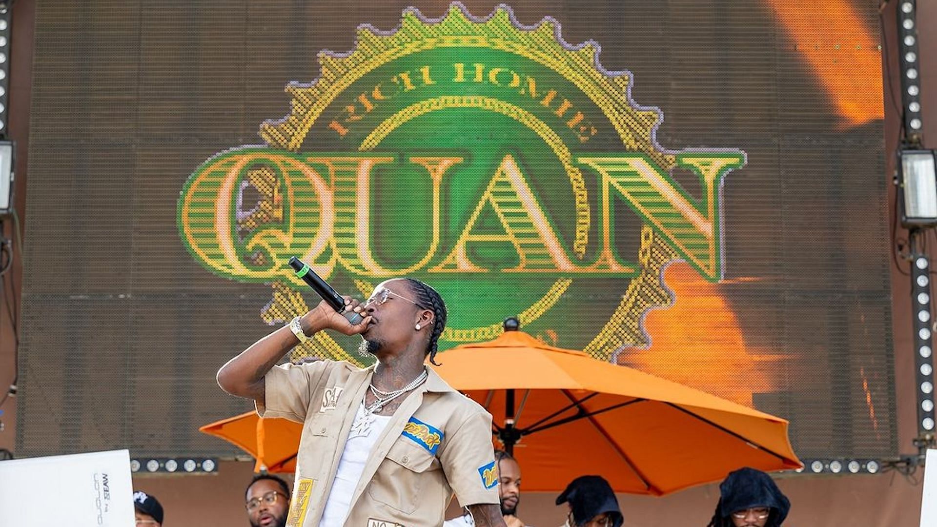 Rich Homie Quan performing at the Daylight Beach Club on August 13, 2024 (Image via Instagram/@daylightvegas)