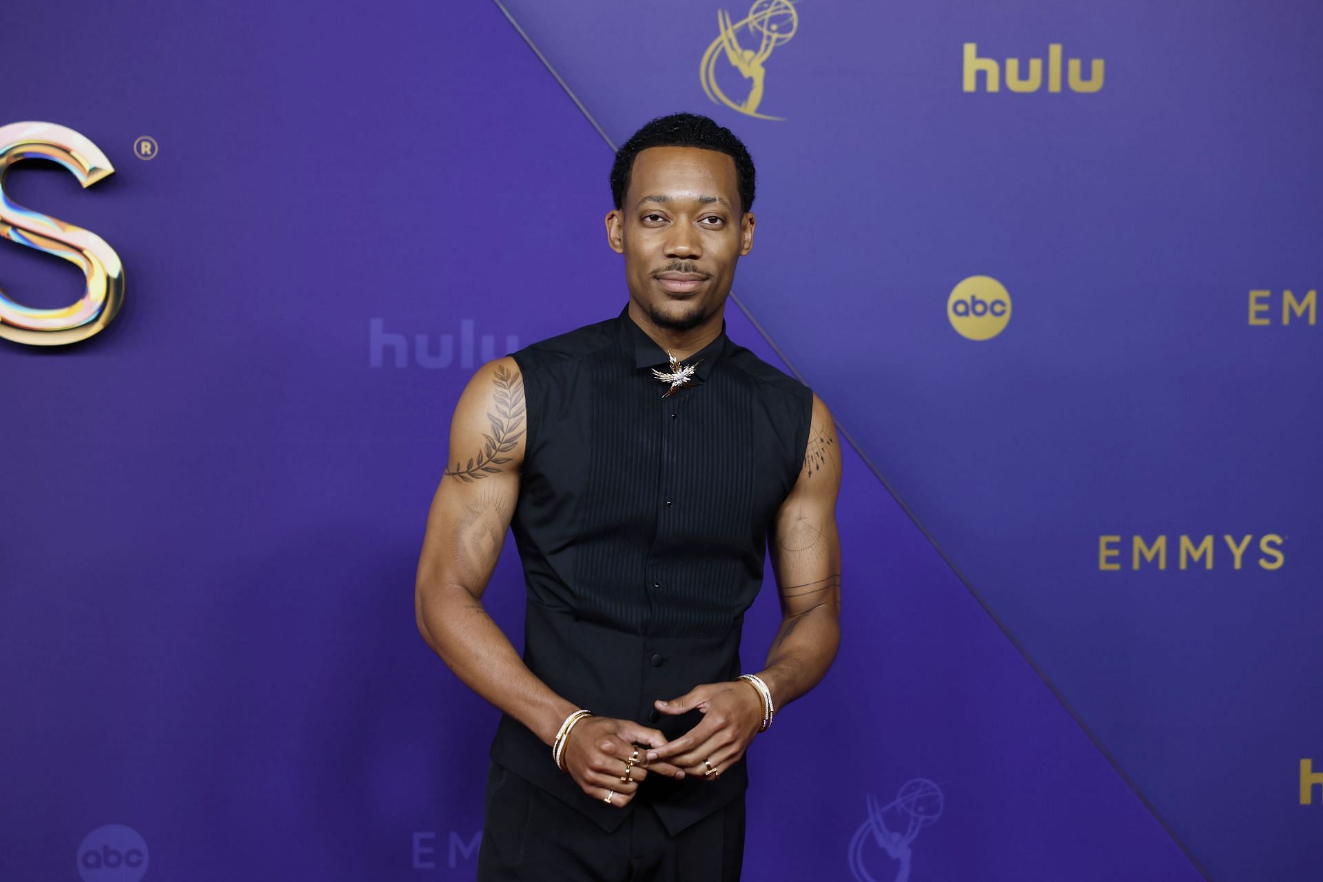 Tyler James Williams at 76th Primetime Emmy Awards (Image via Getty)