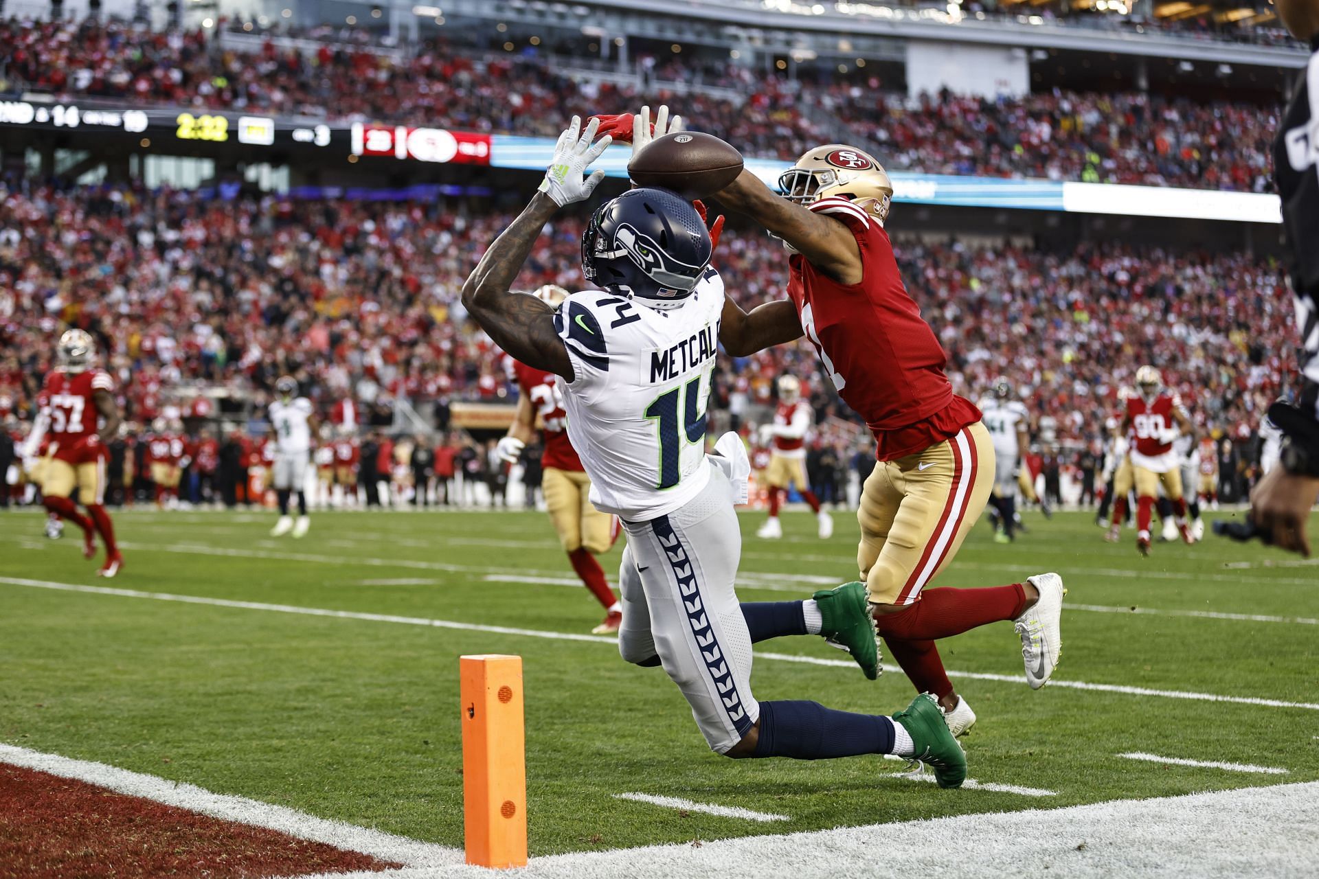 Seahawks vs 49ers weather report: Latest on conditions at Lumen Field 