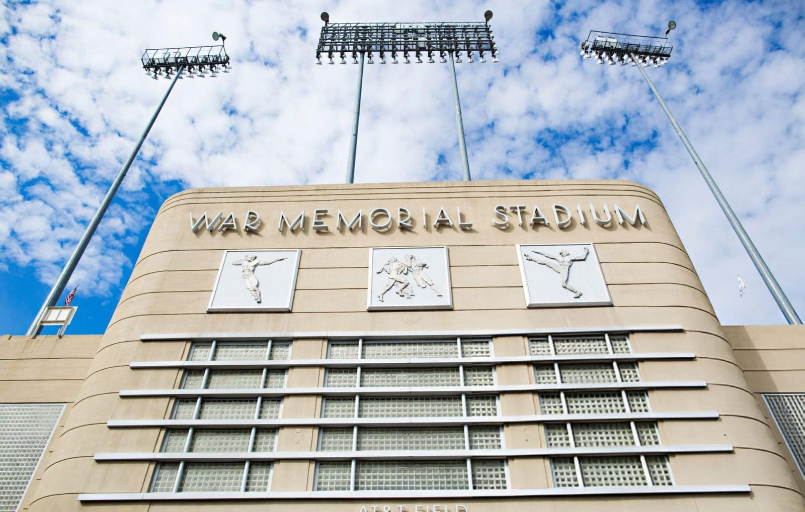 How Much is War Memorial Stadium Capacity?