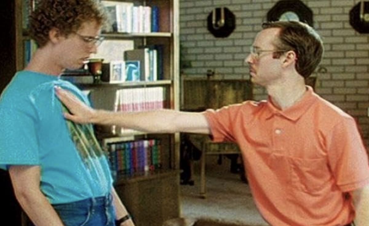 Aaron Ruell and Jon Heder in Napoleon Dynamite (Image via Fox Searchlight Pictures)