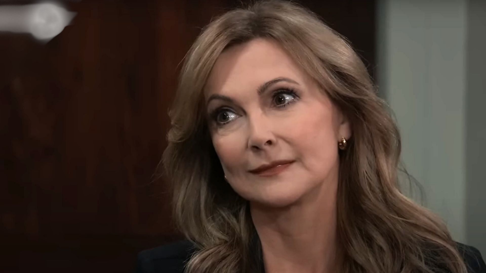 Emma Samms as Holly Sutton on General Hospital (Image via YouTube/General Hospital)