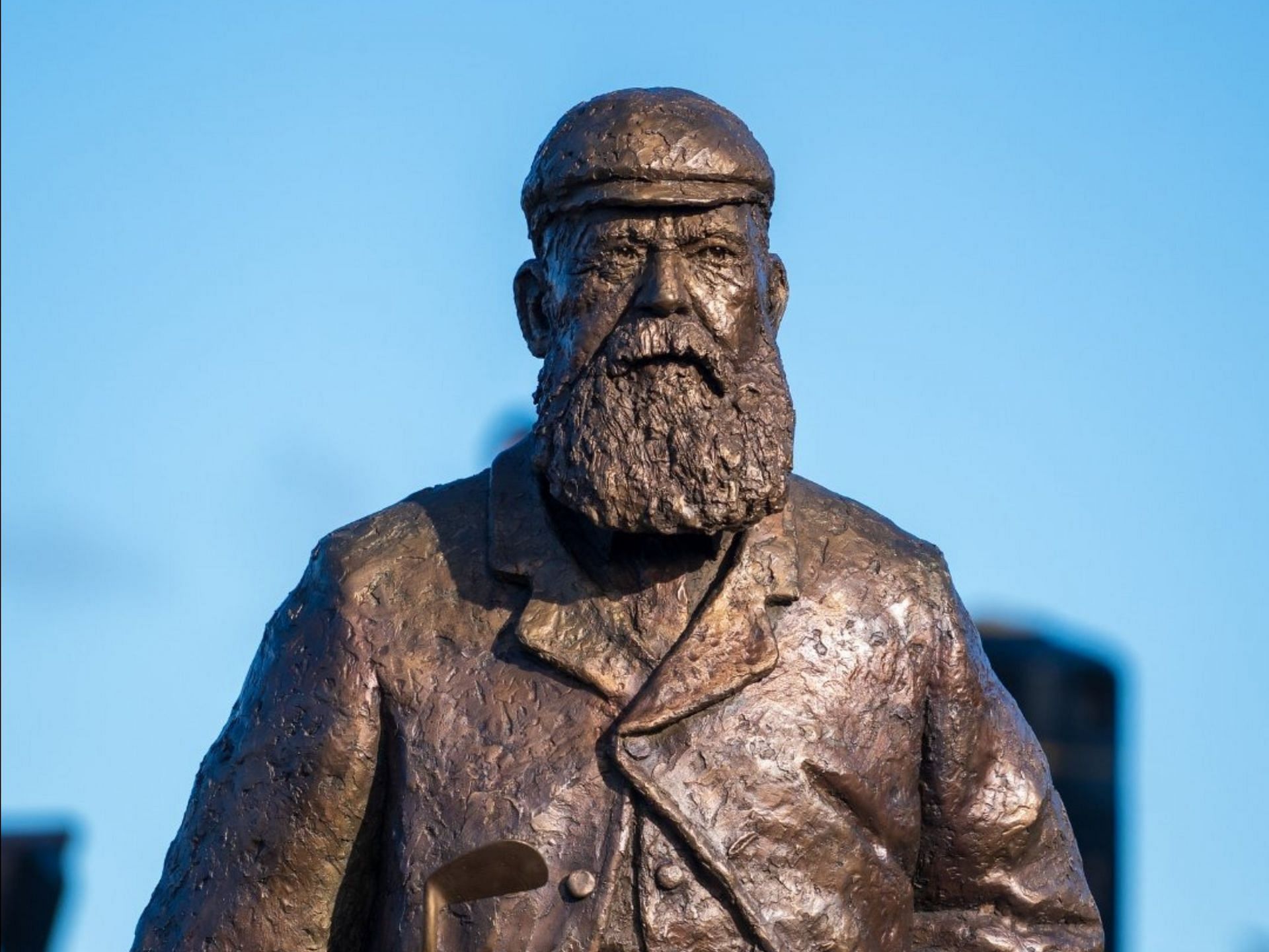 The statue of Tom Morris was unveiled at the St. Andrews on Wednesday, October 2 (Image via x@TheHomeOfGolf)