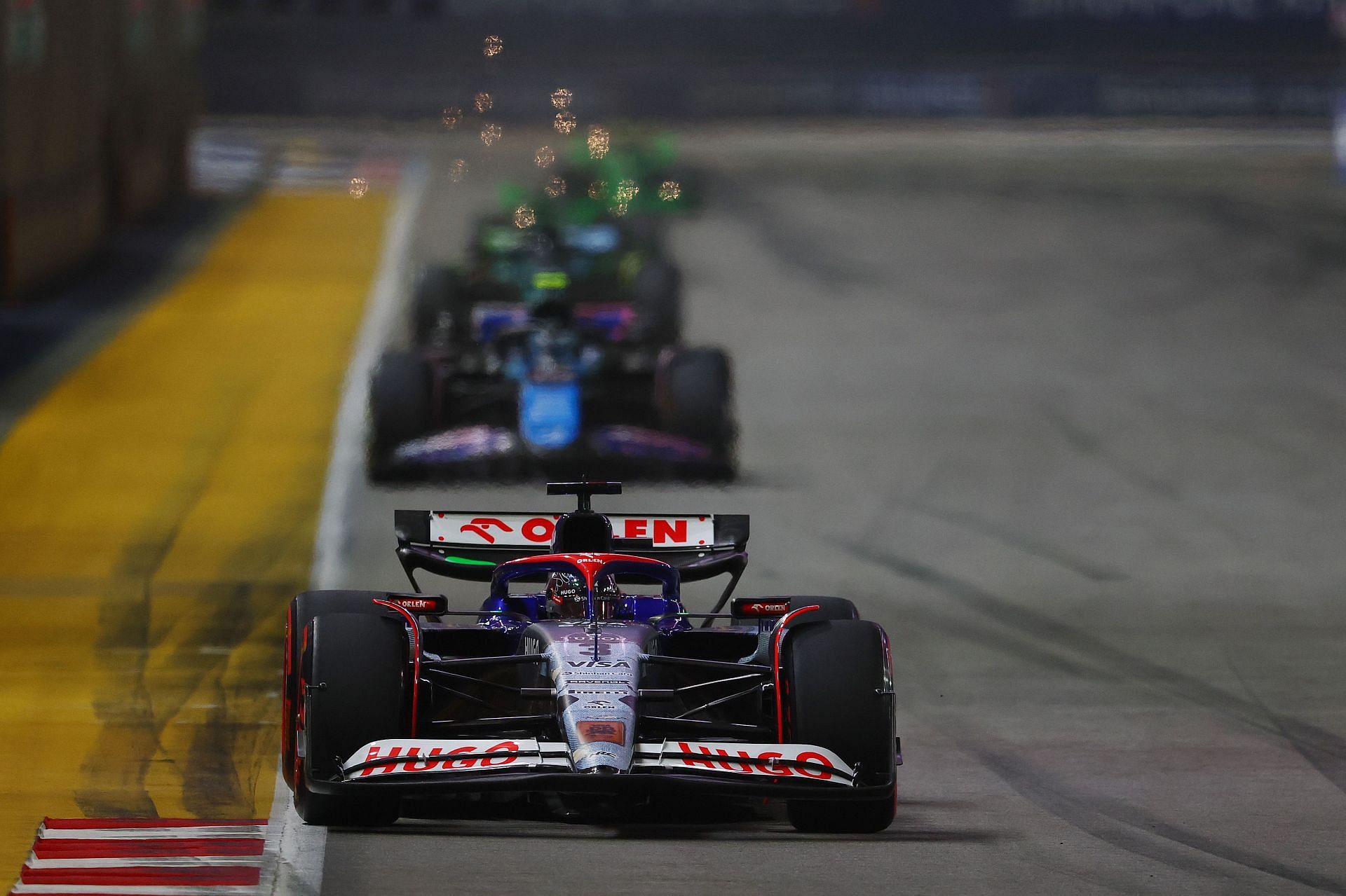 Daniel Ricciardo of Australia drives the Visa Cash App RB F1 Team VCARB 01 during the F1 Grand Prix Of Singapore (Source: Getty Images)