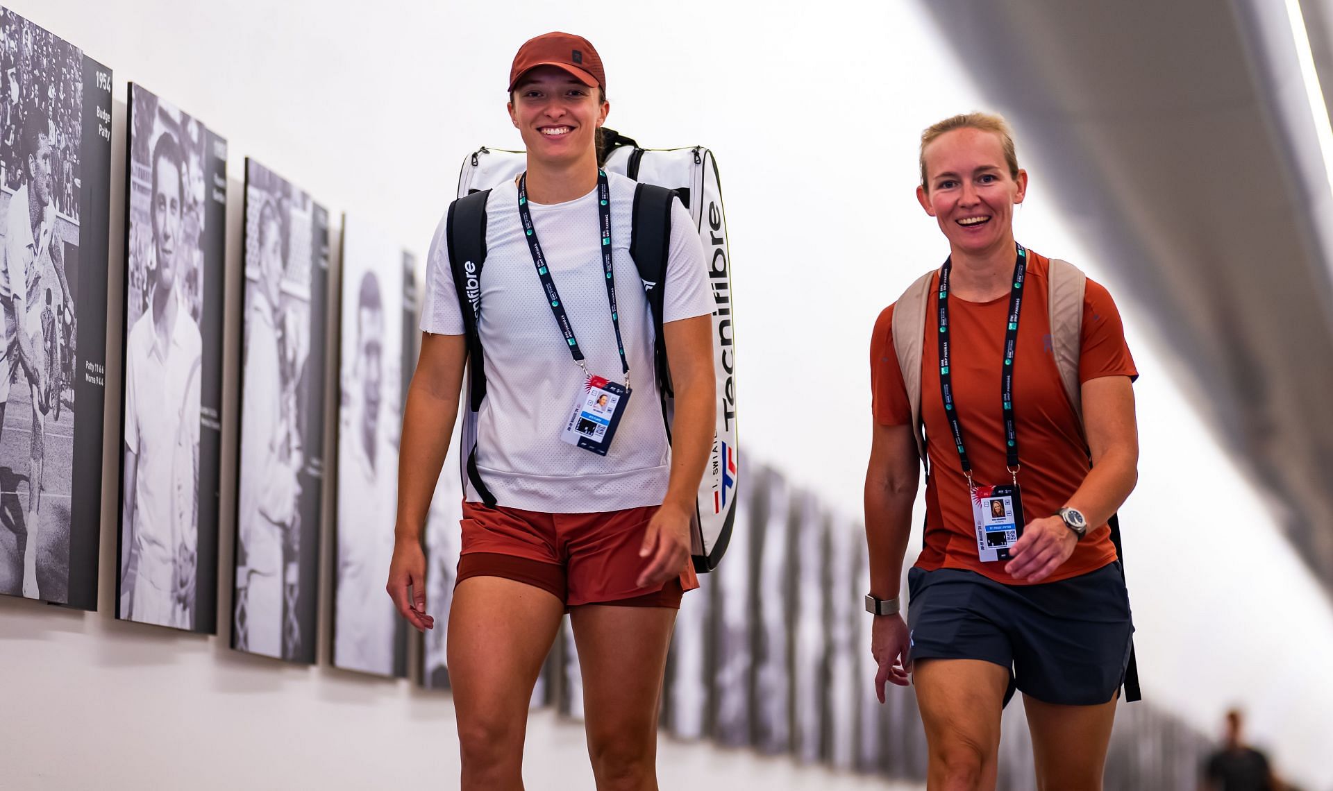 Iga Swiatek (L) and Daria Abramowicz pictured together | Image Source: Getty