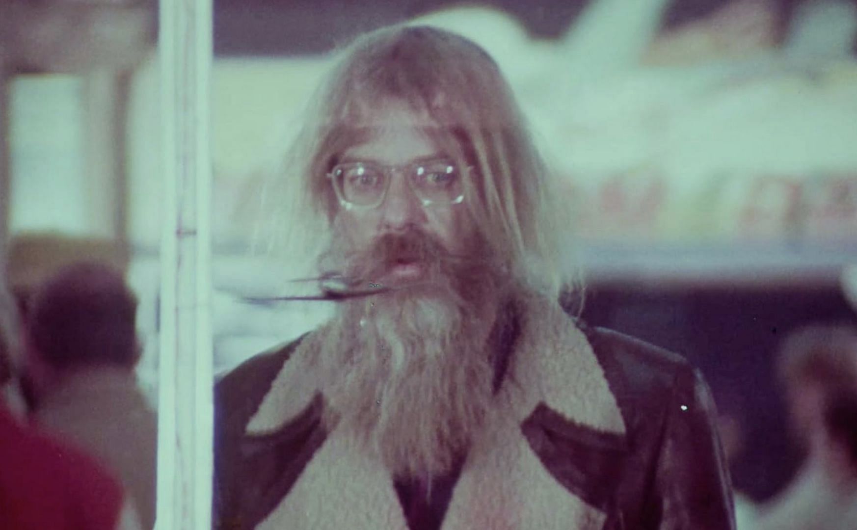 Hal Ashby in Harold and Maude (Image via Paramount+)