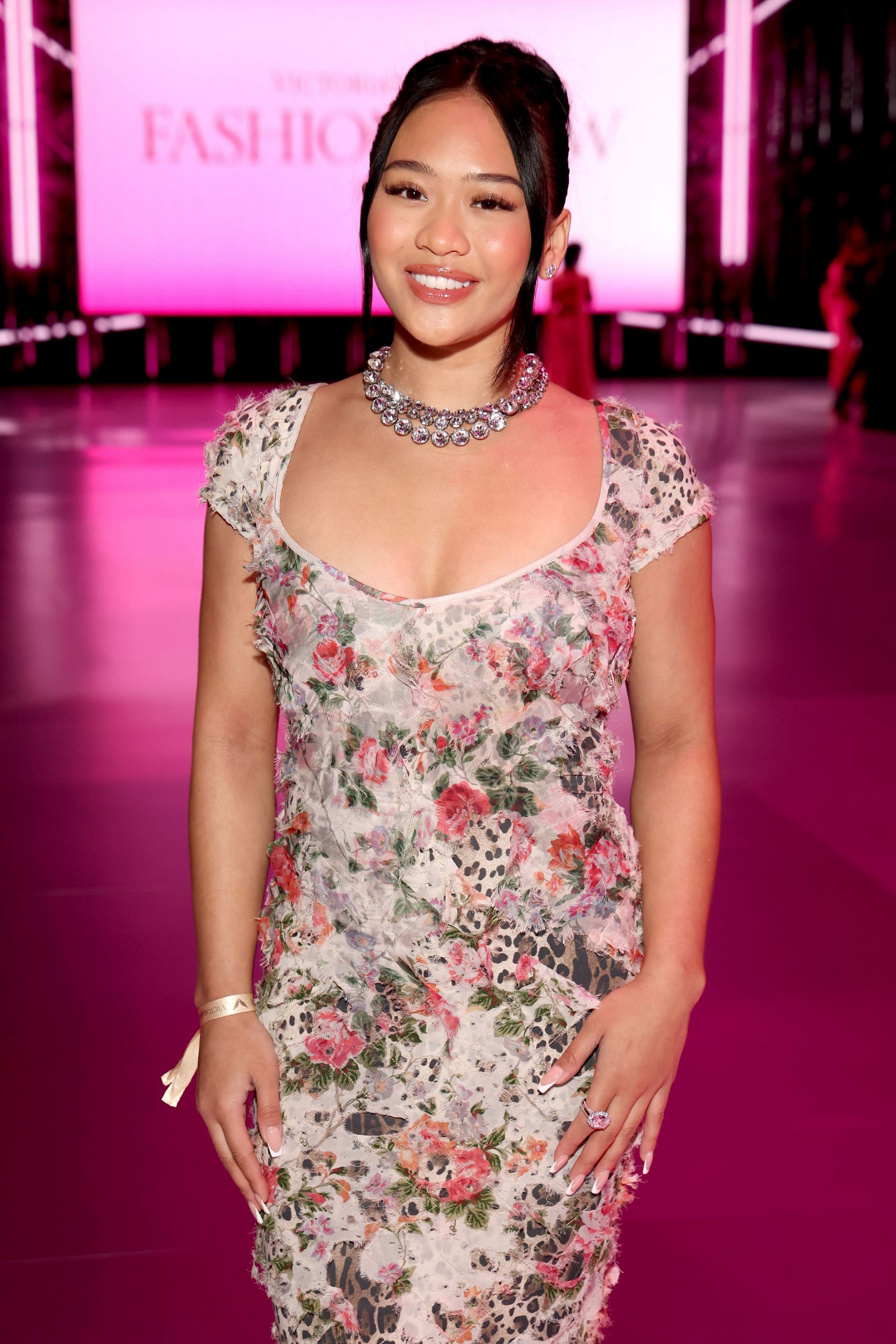 Suni Lee at a Victoria&#039;s Secret Fashion Show (Source: Getty)