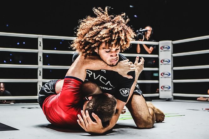 FREE FULL FIGHT: Kade Ruotolo survives Tommy Langaker in pulsating world title defense in Bangkok