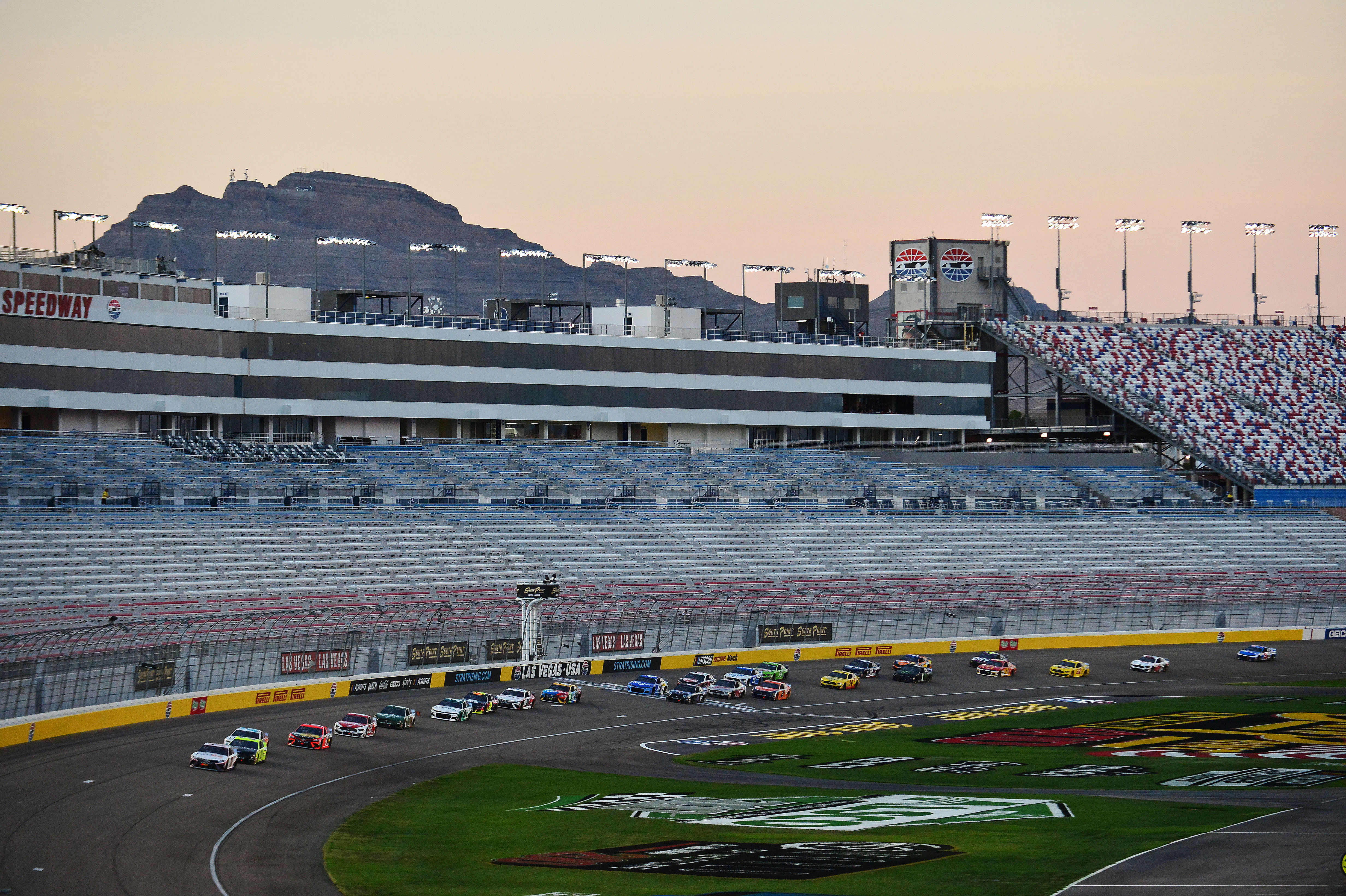 NASCAR Green Flag Time Today When will the 2024 Las Vegas Motor