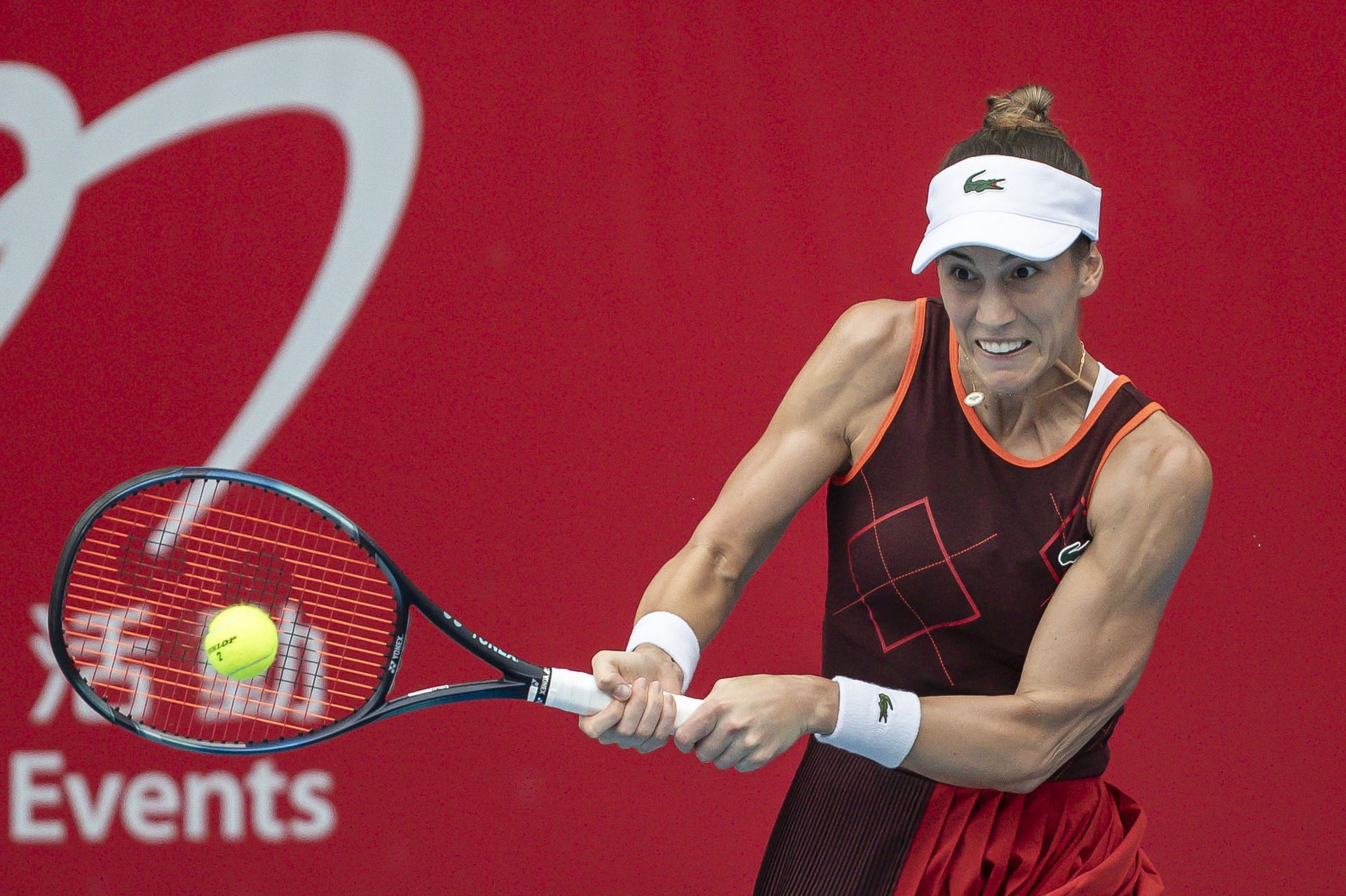 Bernarda Pera in action at the 2024 Hong Kong Tennis Open (Picture: Getty)