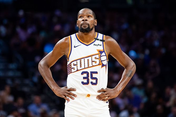 Kevin Durant sounds alarm for his beloved Commanders ahead of Week 11 clash vs division rivals: "I'm scared of the Eagles"