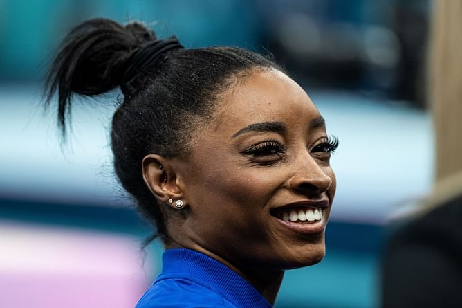 "I've always wanted to do that with my fan base and for them to see me as human" - Simone Biles on Tokyo Olympics making her "raw vulnerable"