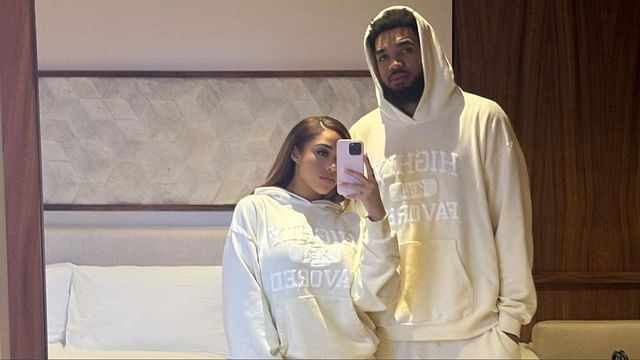 PHOTO: Karl-Anthony Towns' girlfriend Jordyn Woods shares snap in New York Knicks hoodie